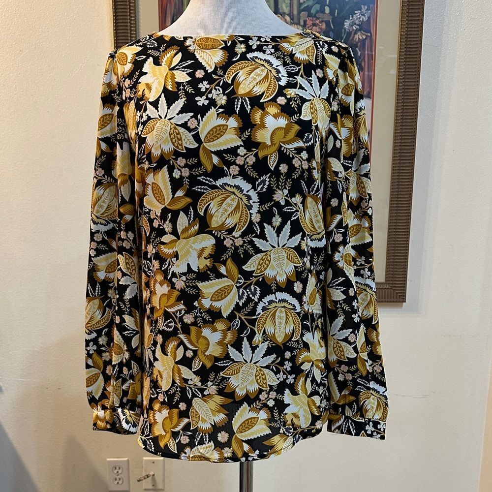 PREMISE Black/Gold Floral Pattern Blouse Size Medium